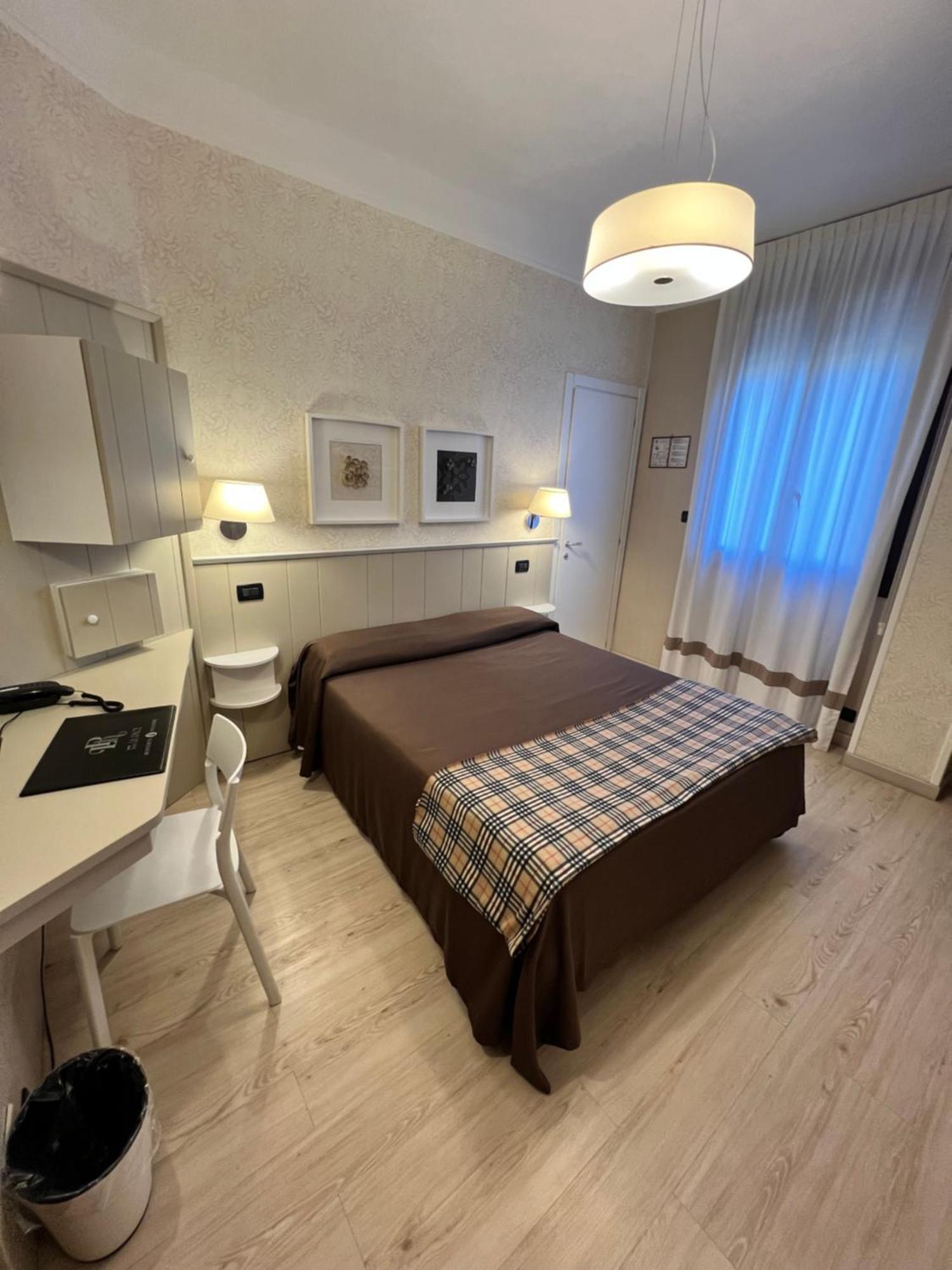 Hotel La Pace San Mauro Torinese Zewnętrze zdjęcie